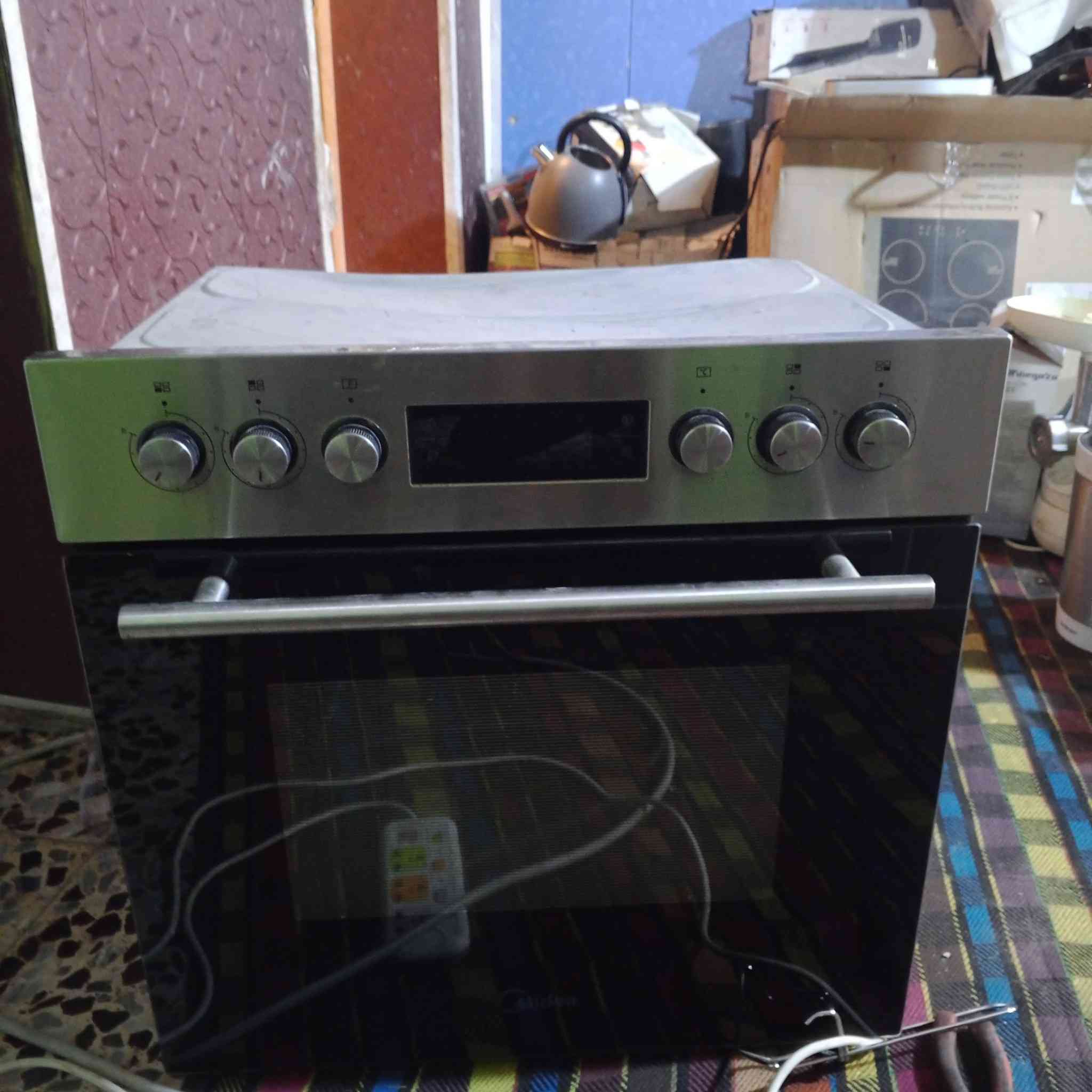 افران 3واحد بدون صينيه السعر 250عنوان بغداد حي السفير ***********
