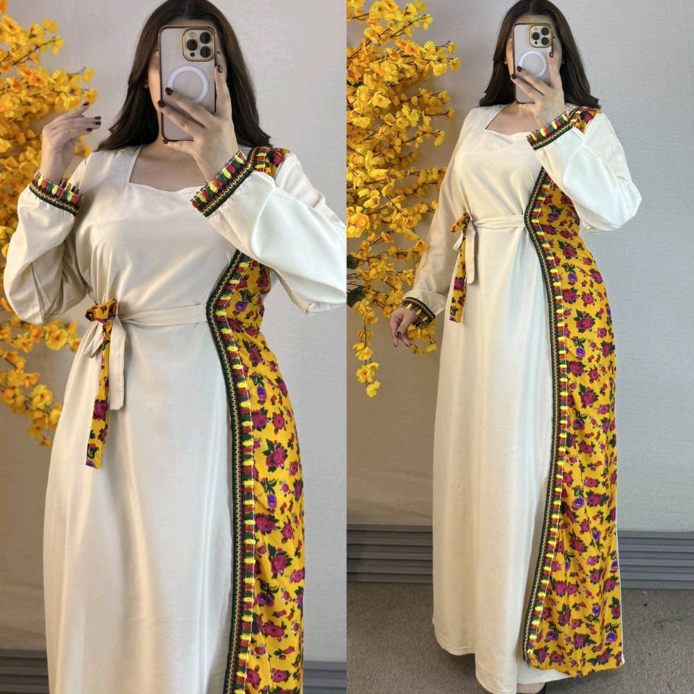 مجموعة من البيجامات والفساتين الجميلة المصممة بألوان ونقشات مميزة. البيجامات مصنوعة من قماش مريح وخفيف مناسب للنوم أو الاسترخاء في المنزل، بينما الفساتين تتميز بتفاصيل جذابة وزخارف تقليدية ملونة تضيف لمسة أنيقة ومميزة. سواء كنت تبحثين عن الراحة أو الإطلالة الفاخرة، هذه القطع تقدم الحل الأمثل لك.