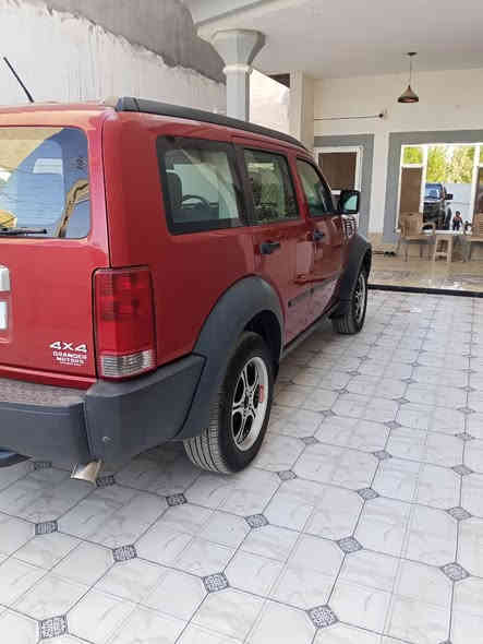 السلام عليكم 
دوج نترو موديل 2007 اللون ماروني محرك 3700 مكفول كير مكفول ترايك وين متريد بيها قطعتين صبغ اثر شخوط السياره مكفوله وجاهزه طخم تاير جديد باتري جديد ادامه كامله للصدر الرقم جديد لغايه 2030 السعر 95 ورقه وبيها مجال او مراوس حسب القناعه رقم المالك ( ***********)
