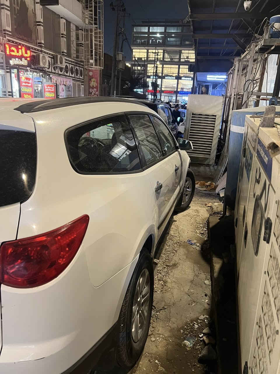 سلا علكم شوفر مكفولة بدون ضربة بدون معجون 
داخلة اكلين لوحات مشتغلين معاملة كبل اتحول 
مالك بنجف مشتري من المالك 
مكاني نجف سعر 55 
***********
