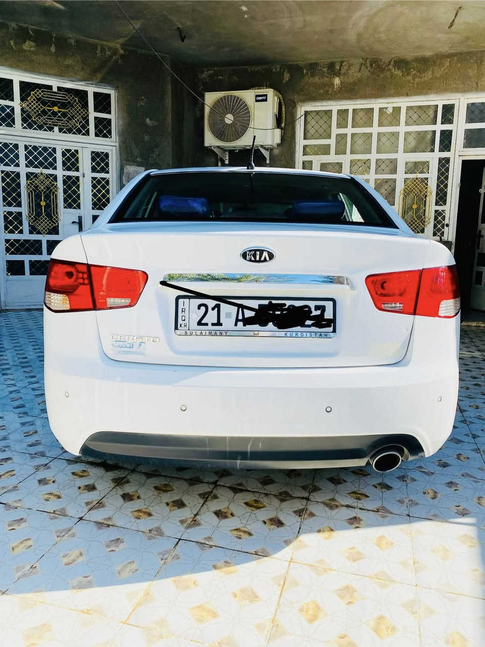 السلام عليكم بس ليدور جديد وجني
سيراتو خليجي 2011 سياره مكفوله كفاله عامة سيارة بلكارتون جديده كلش محرك 1600 كير محرك تبريد تخم تاير كله جديد صدر خلفي امامي رقم سليمانية دولي شرط التحويل 
سياره فول مواصفات واحد ع واحد 
بصمة تشغيل 
بصمة ابواب 
فتحة سقف 
تحكم ستيرن حساسات خلفية 
تبريد لمس 
حاكيه 
لايت زنون 
كشنات جلد 

السعر 116
مكاني ديالى المركز 
***********
***********
