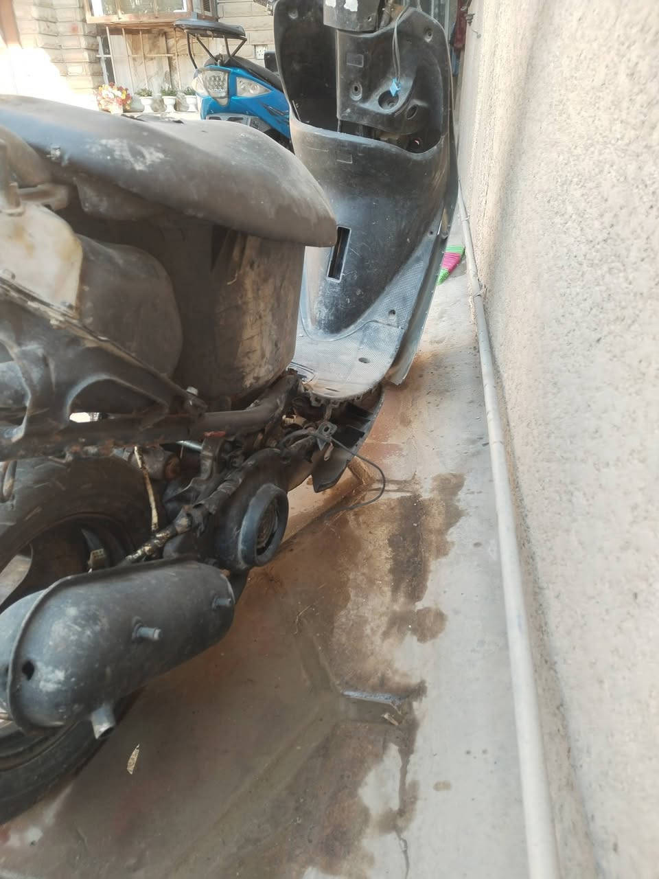 سلام عليكم ورحمة الله وبركاته اخوان دراجه ستين للبيع كوم حديد 
سعر 75 وبيه مجال رقم التصال ***********#
