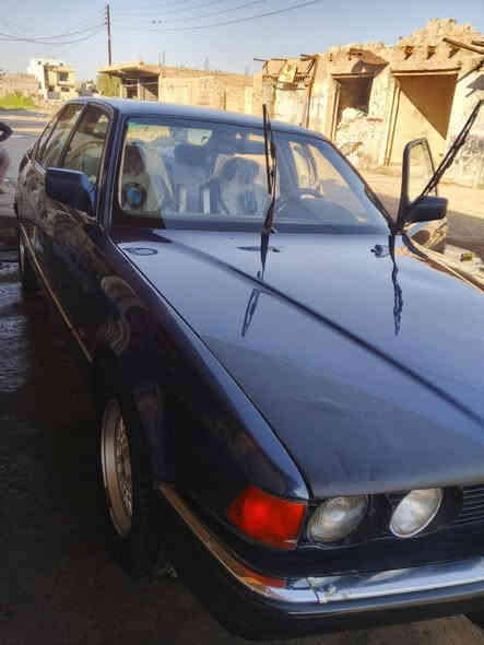 للبيع بيأم 730 سعر 55 المكان رمادي قرب فندق الانبار
رقم الهاتف ***********
