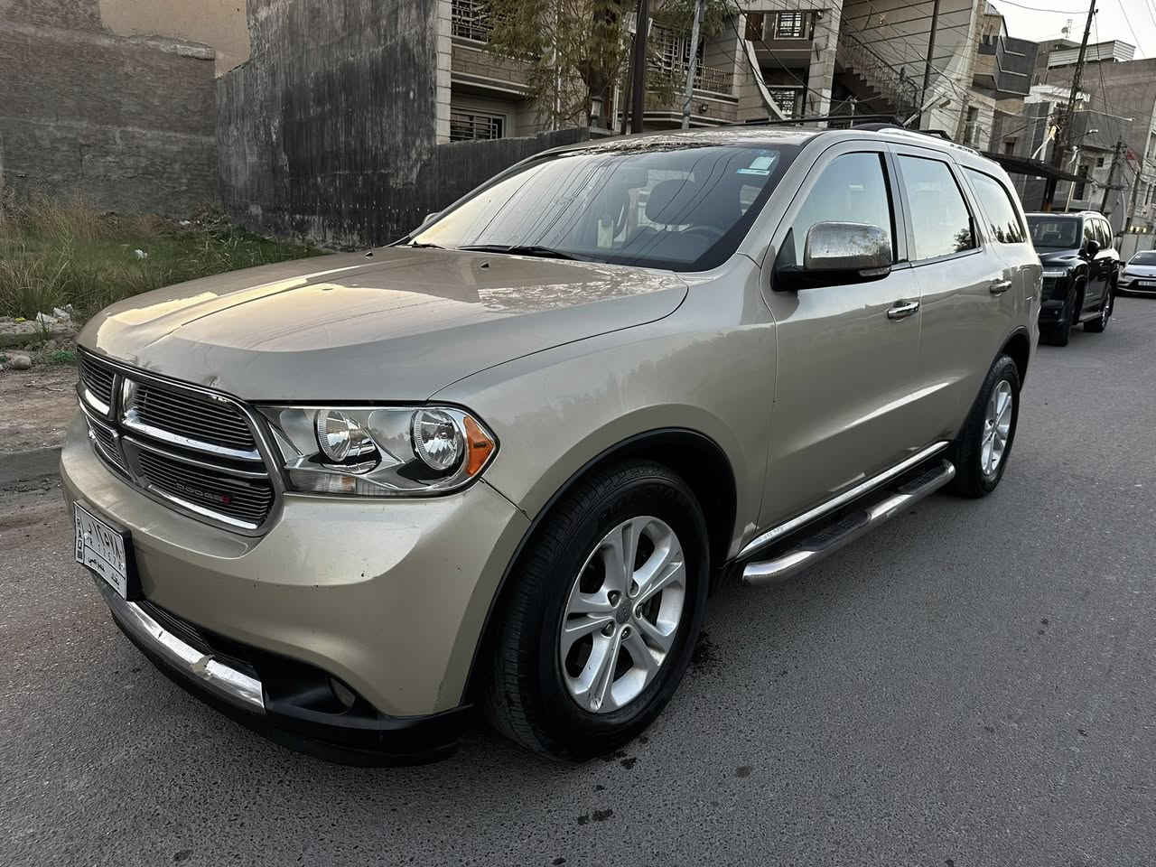 ***********
دوج دورنكو 2012 ماشيه 140 كلين داخلة تقرير غرق بيها صبغ فقط دعامية سيارة فول عدا الفتحه مكينه كير جديد محرك 6 سلندر 3600سعر 143ورقة مكاني بغداد صليخ شارع 600  رقمي ***********
