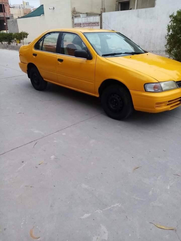 نيسان (صني) موديل /2000/     ( مامحور بلادي) كير اوتماتيك      (سنوية عاج) تفتر بانزين بي(السعر(40)بي مجال الشراي(***********
