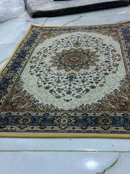 وين اكو واحد يبيع دواسه ب750 دينار 
القياس 50 في 80 
هاي الاسعار بس يم #ازياءالاصدقاء
للحجز واتساب ***********
