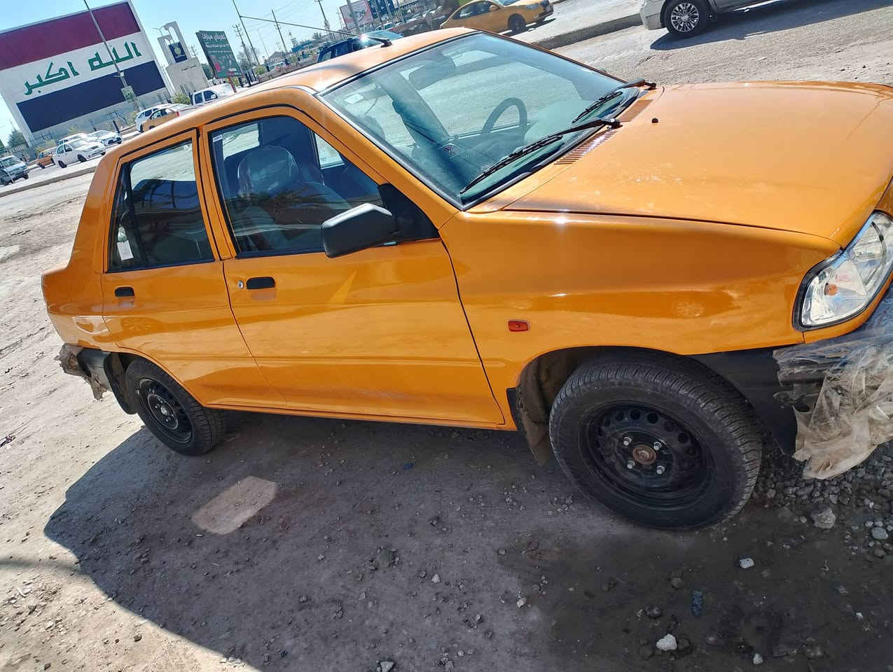 سلام عليكم سايبه 26زيرو ماشيه 2000 دوشمه مدوشمه عام عله وضاع شركه سياره رقم بغداد مكاني ديوانيه حي جامعة موبايل ***********
