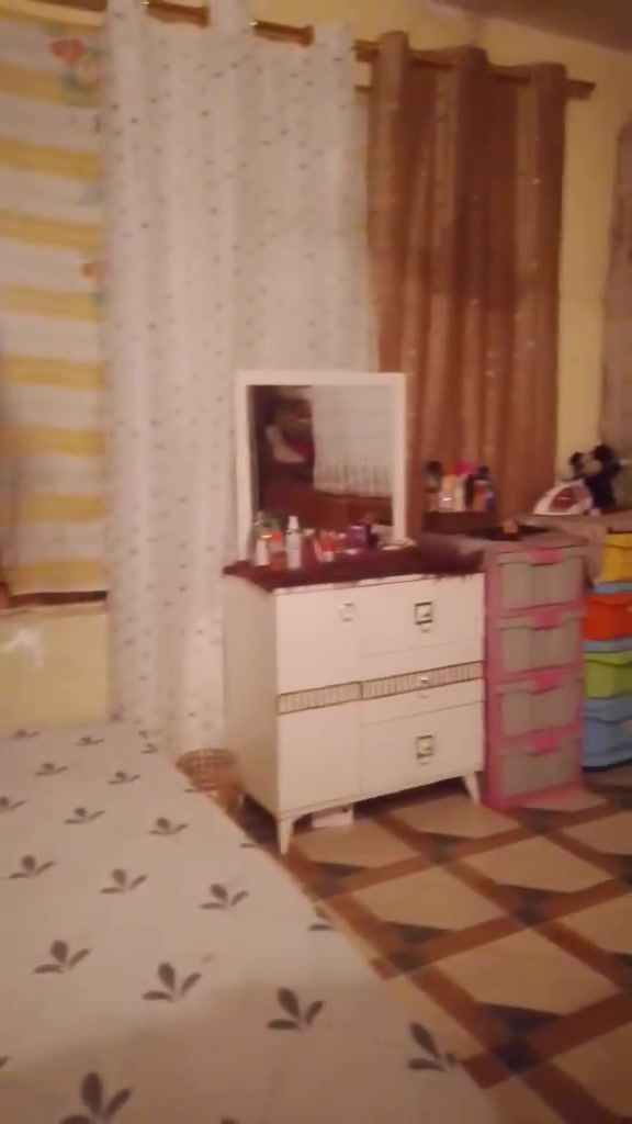 غرفه نوم للبيع اريدها ب ٣٥٠ وبيها مجال بعد 
مكانها بغداد المحمودية


**إذا كنت صاحب هذا الإعلان وتريد حذفه لأي سبب، رجاءا أرسل رسالة إلى الدعم الفني**