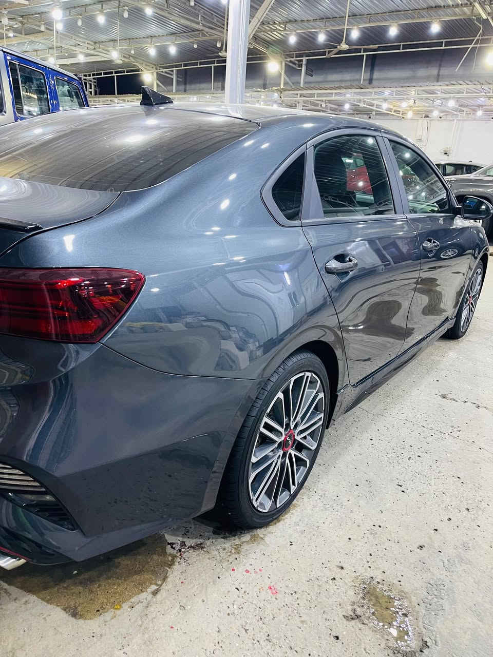 سلام عليكم 
كيا فورتي جيتي 2023( كير عادي كير عادي)
للبيع 
السعر ١٣٧ وقابل للتفاوض
بدون رقم
حادثها كلش خفيف وراجع بارد فقط جاملغ ايسر امامي
واشارة لايت الايسر عطلانه لايت شغال
بوليش نانو سيراميك
محرك 1600 تيربو
*شاشه استقبال
شاشة كار بلي ابل
شاشه اعطال
تبريد قطعتين
كشنات جلد GT تدفئة تبريد كهربائي
رادو امامي خلفي
كاميرا خلفي
لون رمادي غير محدد
تحكمات استيرن
بصمة تشغيل
بصمه ابواب
مكان السياره بغداد
***********
