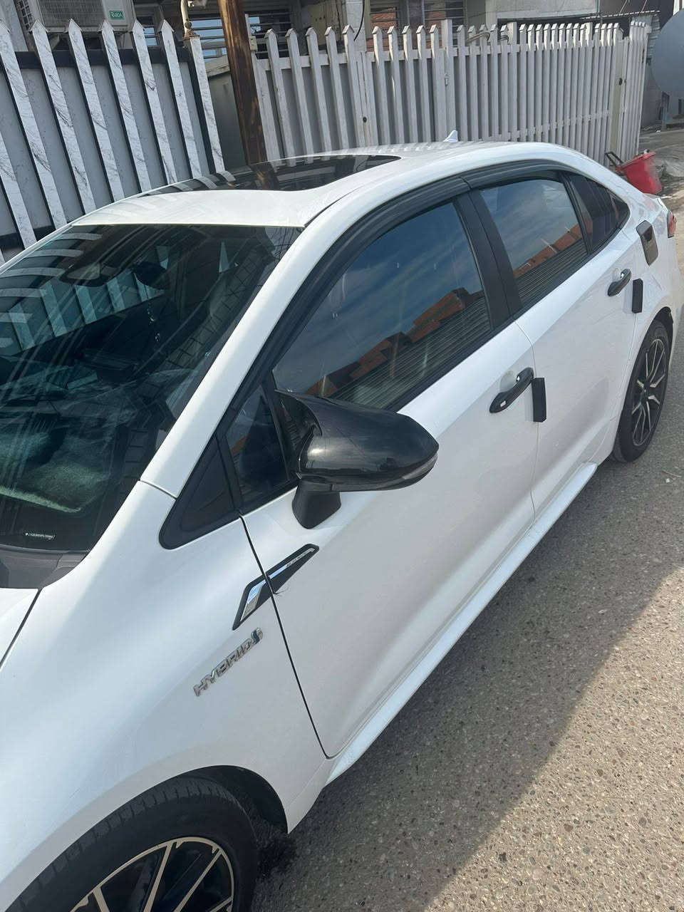 سلام عليكم
كورلا هايبرد 2023
السياره فوووول فئة ال S 
كشنات جلد كشنات كهرباء 
السياره عليه تعديلان هواي 
احلا من الصور بهواااااي 
السياره ماشيه 60,000
ضرر فقط باب عكس السايق صبغ بدون ضربه قويه والمفروض متنصبغ 
والباقي شخط مابيه 
بس صارت بعد 
السياره تزويد عزل صوت لجام 
ترايك العراق كله تبريد بصيف ثلج 
السعر ١٤٧ 
الاتصال ***********
السياره مال جناااي
