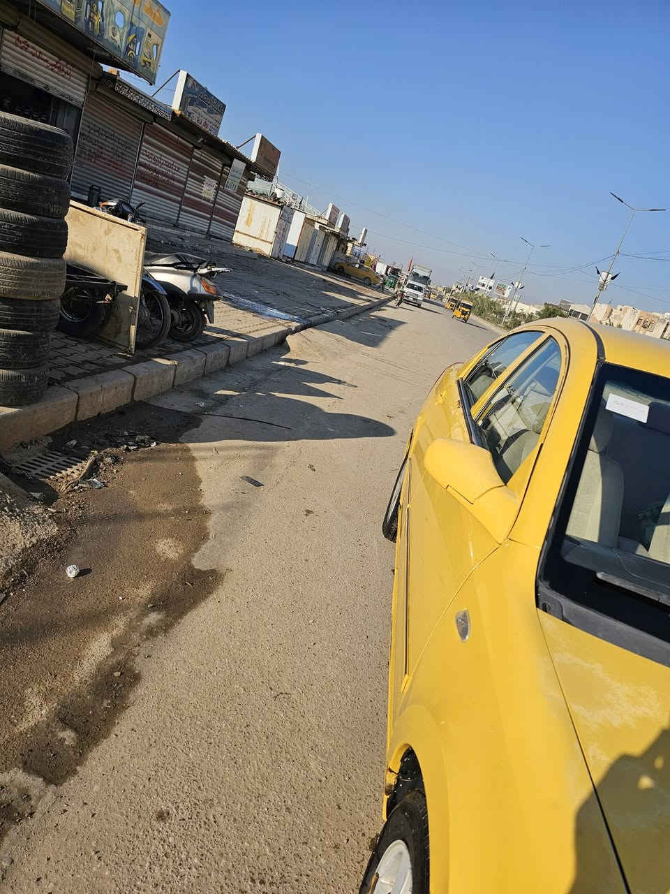 شيري A5 رقم بغداد موديل 10 سنوية جديدة مصفره هيئة وغرامات تحويل ثاني يوم مكفولة كفالة عامة من الصبغ والتبديل والعيب الشرعي بيها خياسات موضحة بالصور محرك كير كورلا نحلة 1800 جديد تبريد تخم تاير باتري كهربائيات كلها جاهزة 
مكانها بالعمارة السعر 48$ 
***********
