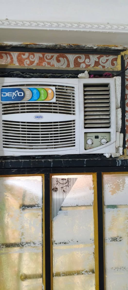 سلام عليكم مكيفات عدد 2توسوت وبيكو شغالات وعل فحص بلاديات شغالات تدفئه تبريد  نضيفات جدأ جدأ  بلاديات غاز 410شرط الفحص 400مكاني بغداد مدينة الصدر للتواصل ***********
