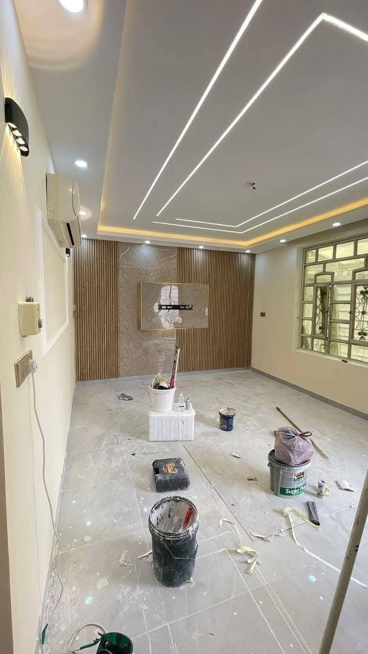 السلام عليكم
صباغ اشتغل داخل 
وخارج أنواع الصبغ 
والتصليح بسعار مناسبه 
عمل جبس بورد كافه الديكورات 
وعمل طلاء الأسطح بلوتر ستوب
الرقم الاستفسار خاص *********** مفتوح(يوجد كادر استلام بنايات عماره مدارس إشراف مهندس)
