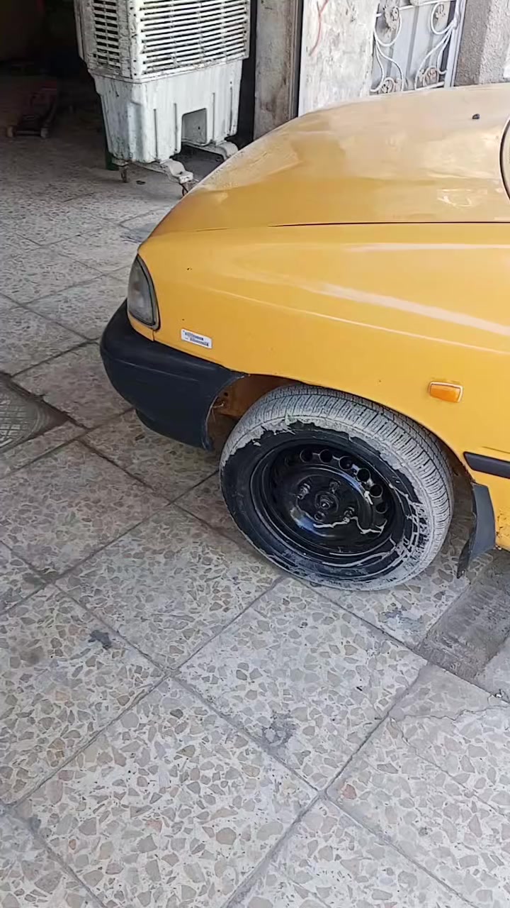 السلام عليكم سايبا موديل 14 للبيع او مراوس حسب القناعه السعر 28 بيه مجال قليل رقم انكليزي هزة جديده سنويه بسمي مصفره هيئه وغرامات السيارة من شتريته بيه ضربه ومصلحيهة بس ضربه مو قويه كير مكينه خير من الله كهربائياته كله شغله تبريد بي ليك شواصيه خير من الله مكاني بغداد الزعفرانيه ***********
