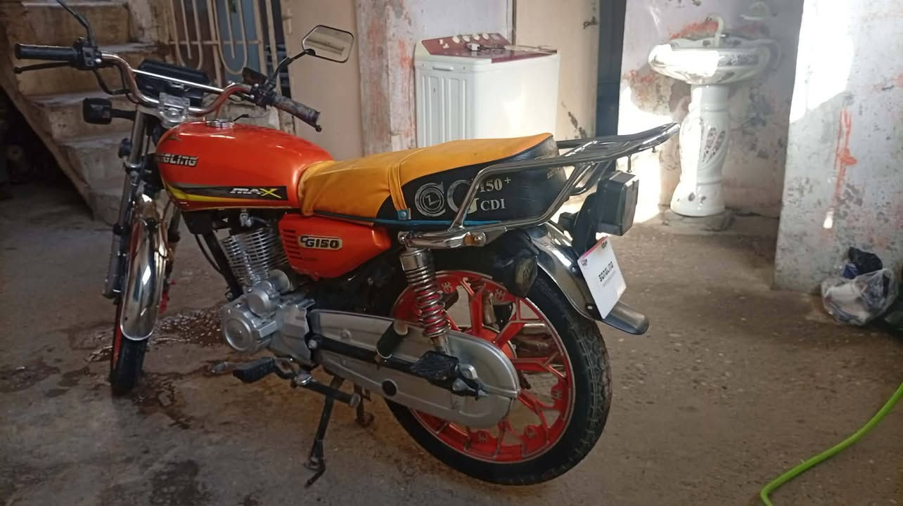 للبيع سيفان خمسه گير سلف+بصمه موديل 24شرط مامفتوح ومامضروب سبانه دشبول الكتروني دبلات وياله تايرات جدد كهربائيات كلها شغاله وشرط معدل وتحريكه السعر 650بي مجال حك جيتك ***********
