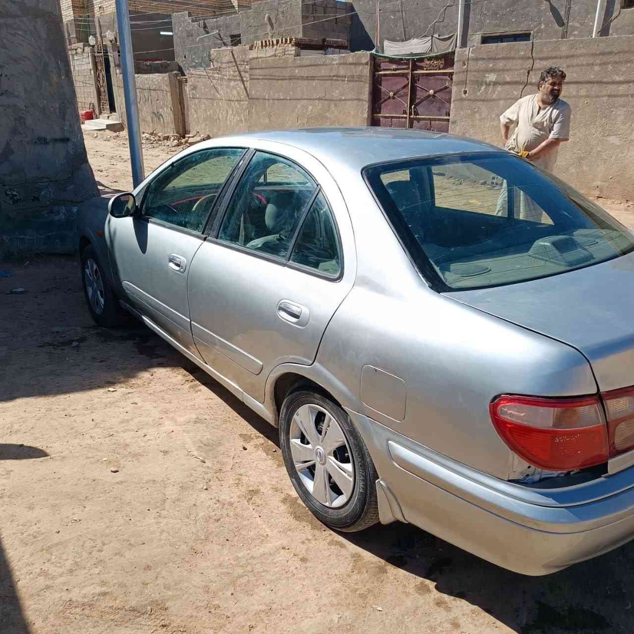 سلام عليكم
نيسان صني موديل 2000
كير اوتو رقم نجف الاماني مداور
صبغ عام جماليه بيه ضربه قليله من الصندوك بيه حداديه نص عمر مكينه كير مكفولات بيع او مراوس مكاني نجف ناحيه الحريه
***********
السعر 58 وبيه مجال
