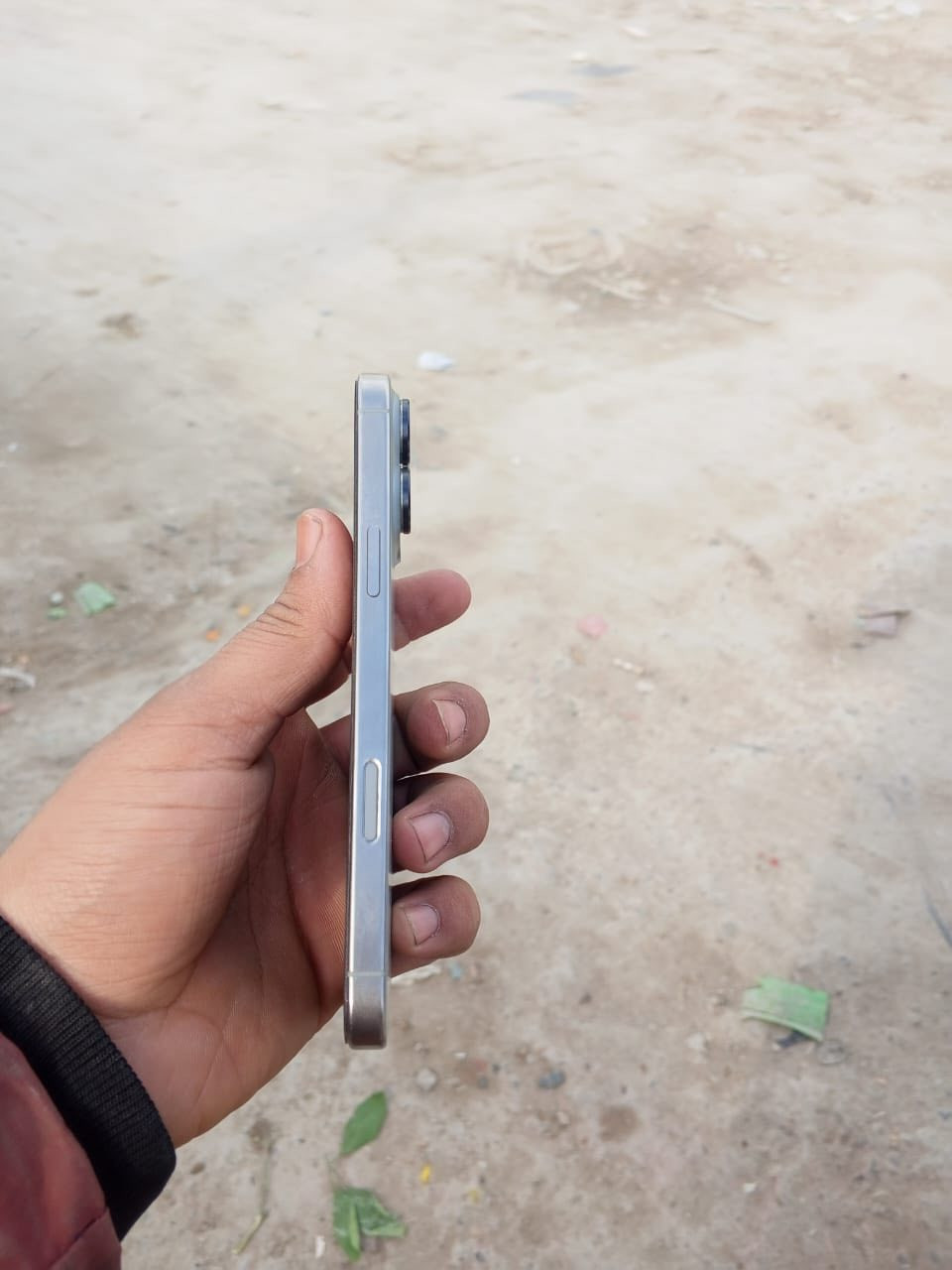 16 برو ماكس
بطاريه 93
جهاز مداخل تصليح نهائين 
مكان بغداد الشماعيه 
واتس ***********
