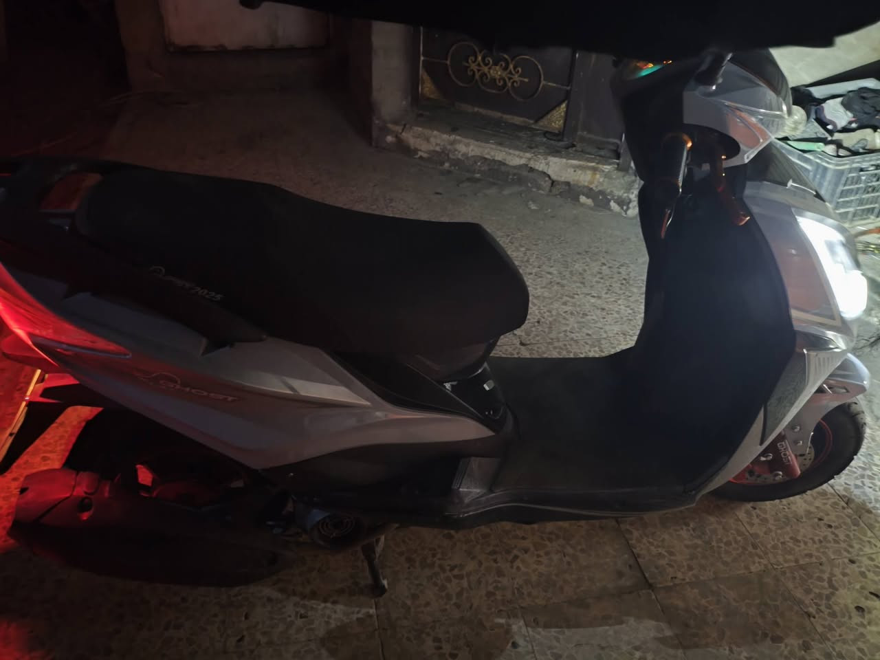 للبيع سعر 800 وبيه مجال حق جيه  دراجة نظيفه ستخدام قليل  مامفتوح محرك ولاشي. كهربائية شغاله بس. تحتاج جهاز انذار وتشتغل بصمه البيه عاطل. تواصل واتس. ***********
