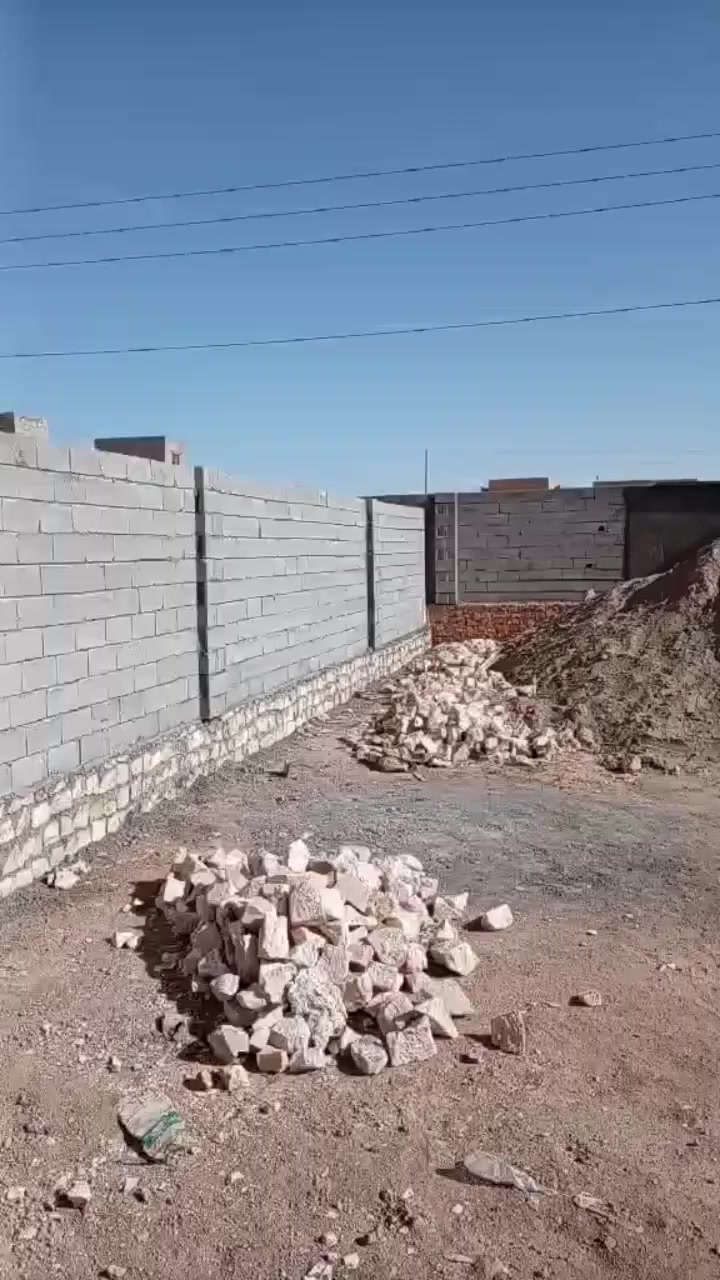 السلام عليكم
بنة حجر وبلوك متفرغ ..للتواصل اتصال علئ الرقم ***********
