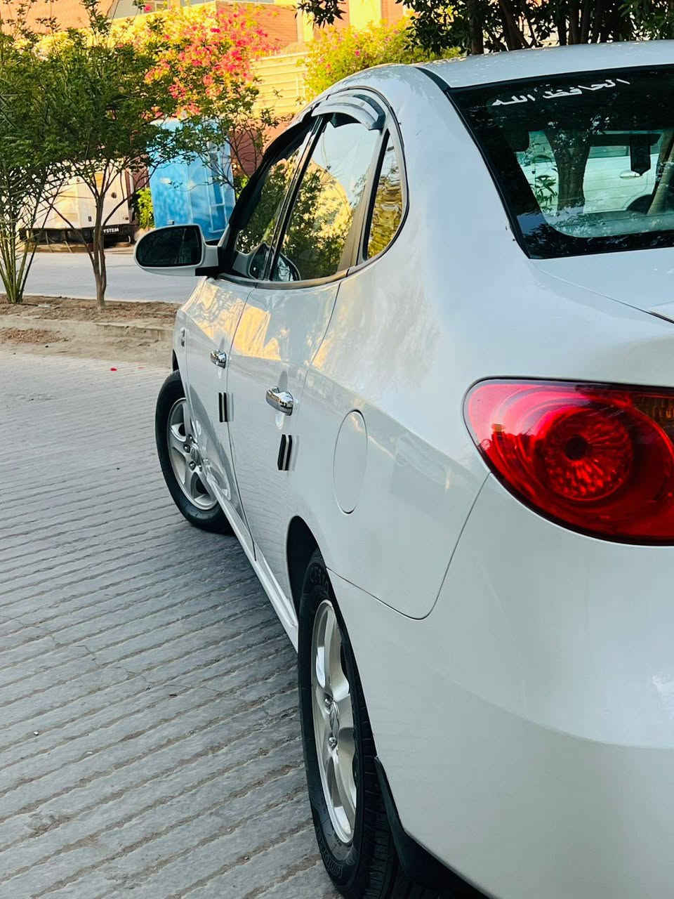 السلام عليكم النترا ادوات السياره جديده كصه جنطه السعر 48 وبيه مجال المكان نجف ***********
