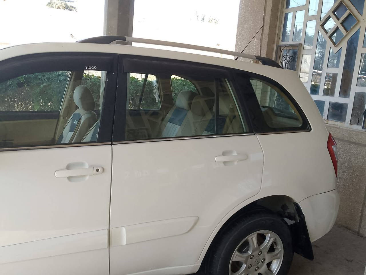 سلام عليكم للبيع تيكو موديل 12. الرقم انكليزي بسمي مفوله من جميع النواحي السياره تدفه وتبريد شغال. علئ وضع الشركه. ماشيه 90. بدون صبغ. ترايك وين ماتحب تحويل ثاني يوم السعر المطلوب 68 قفل. عنوان بغداد. ورقم للتواصل***********. رجائا الي مايعجبه السعر يعبر المنشور. والله هوالرزاق
