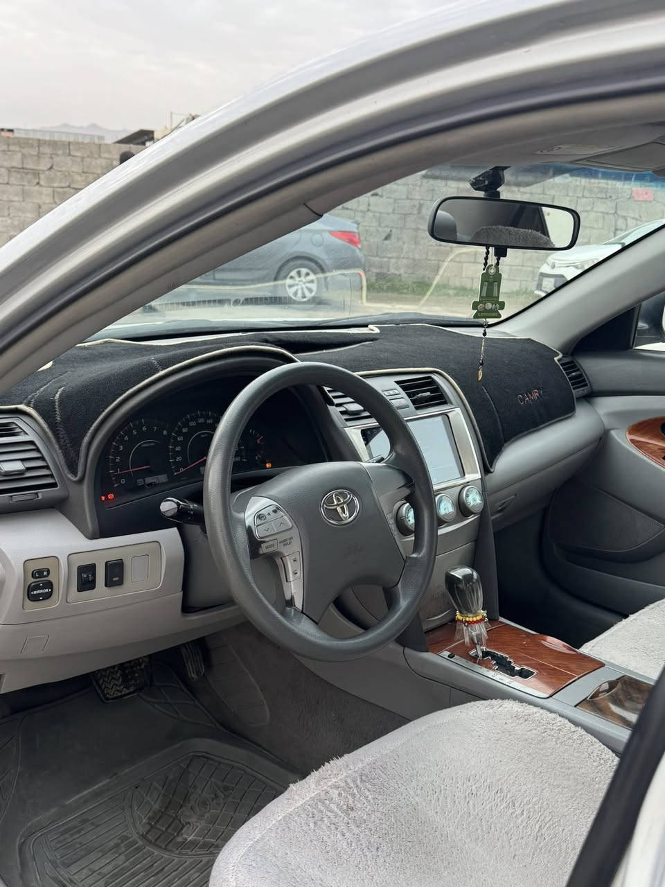 تۆیۆتا کامری ٢٠١١ خلیجی gl
گێر مەکینە بەشەرت 
کارەبایی هەمووی بەشەرت 
سەنەوی تازەیە 
جوار تایە تازەیە 
سێ پارچەی پەمپە بێ ناوگرتن 
نرخ١١١$ معامەلەیەکی کەم 
***********
0,7,7,0,0,7,6,1,5,2,4
