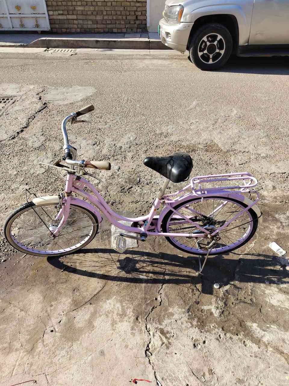 السلام عليكم بايسكل بناتي حجم22 نضيف وسعره70 الف العنوان بغداد الإعلام قرب سوق اميمه الرقم ***********
