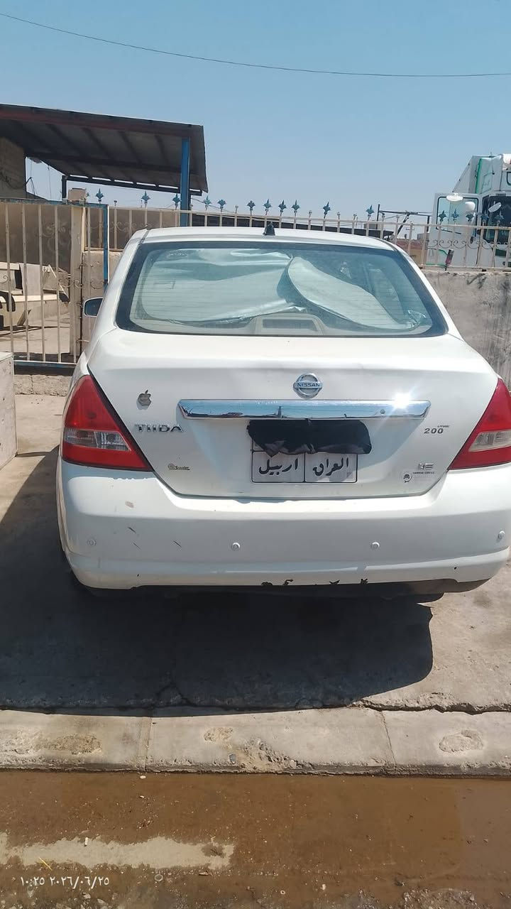 سەرەتا بەناوی خوا 
نیسان تیدا تۆماتیک  مۆدیل ٢٠٠٧ گیرو مەکینەو تەبرید و تەقەو رەقە و وەرگەڕان و براوە و جەمپی قورس بەشەرت سەیارەکە ٥ پینج پارچەو نیوی بئ ژۆری لەسەر ساغە بۆیاغە  پێشی کەپسە  پشتی جەمپیکی خەفیفی هەیە  نرخی داوای ٦٦محامەلەی لیدەکەین  سەیارەکە هی من نیە 
بۆ زانیاری ئەوە رەقەمی خاوەنی 
*********** أربيل, العراق
