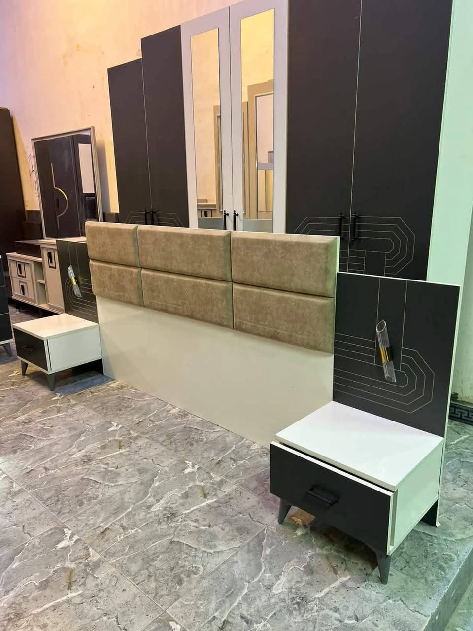 غرفه ترڪي🇹🇷 موديل حدث  مستخدم  
5 قطع 
برغي وجوي حديد
نضافه 90/💯
نضام ابواب 
السعر / 500
مع شد ونقل 🚚 داخل بغداد مجانآ
 باقي المحافظات بسعر مناسب


**إذا كنت صاحب هذا الإعلان وتريد حذفه لأي سبب، رجاءا أرسل رسالة إلى الدعم الفني**