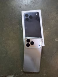ايفون 17 كوبي للبيع جهاز جديد معه ملحقاته شراي خابر 07891682515