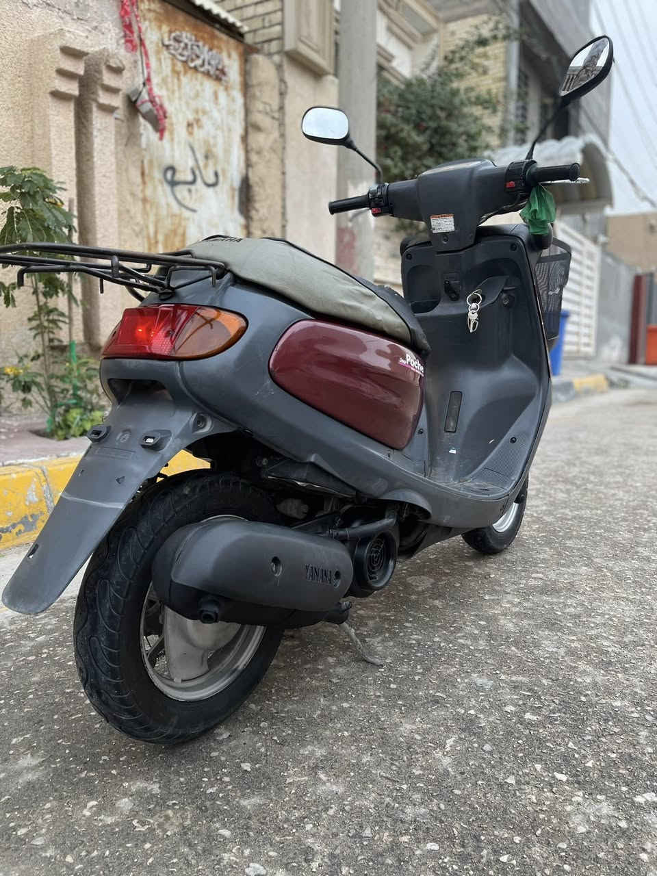 السلام عليكم دراجه منغولي،مكاني كربلاء، موديل2007 مكينه جديده ما مجفته امبدل بيها فقط سله وماشه ملاحظه الماشه اصليه مال منغولي تفصيخ 
السعر 700 الف 
هذا رقمي ***********
