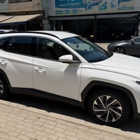 للبيع توكسان موديل ٢٠٢٣  رقم بغداد وارد خليجي وكالة الاولى موتور ماشيه...
