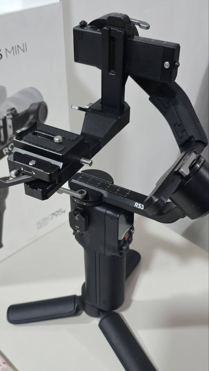 السلام عليكم 
للبيع RONIN DJI3 MINI جديدة استخدام مرة وحده فقط للاستفسار خاص


**إذا كنت صاحب هذا الإعلان وتريد حذفه لأي سبب، رجاءا أرسل رسالة إلى الدعم الفني**