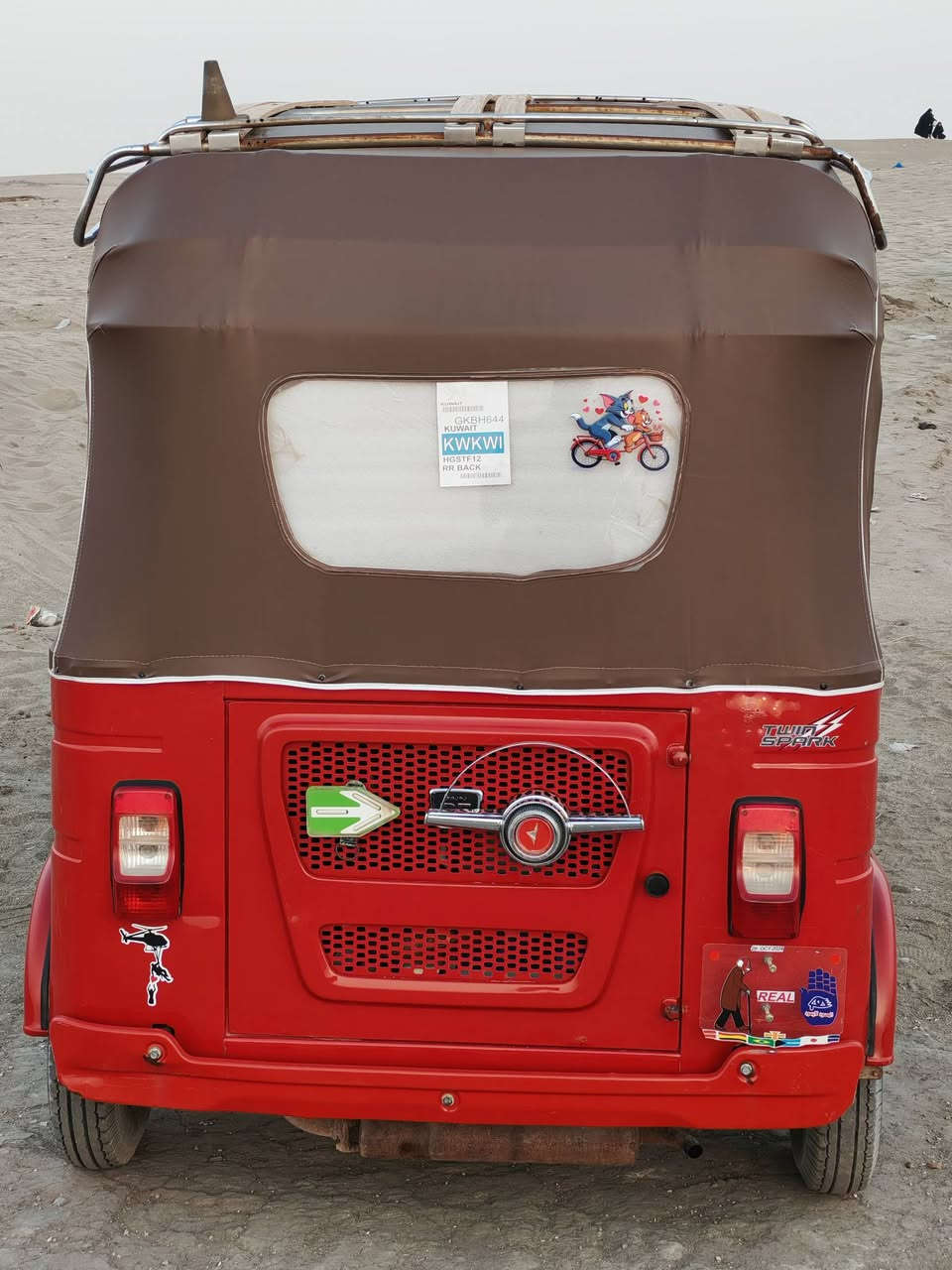 السلام عليكم
تكتك للبيع ٢٠٢٢/ ٨
تكتك بيها بارد بلغد قليل ولباقي كفاله تكتك خير من الله 
للتصال ***********
