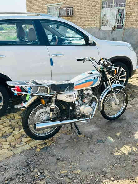 السلام عليكم دراجه نامه شلامجة 2023اوراق اصولي جديده الدراجه مراوس بتايكر عادي سعر دراجتي مليون 200 مكانني الحمزه الشرقي ***********
