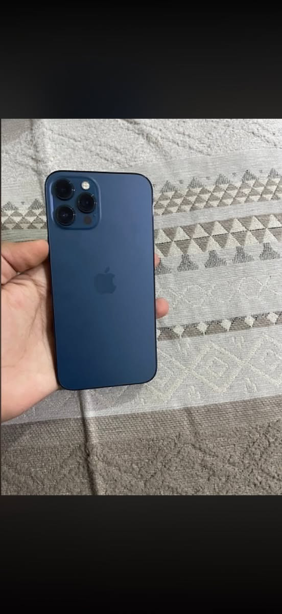 سلام عليكم ايفون 12 برو ماكس ذاكره 256 بطاريه 83 الجهاز مكفول من كلشي وشرط ما مفتوح وتروح تفحص باي مكان اذا مفتوح يرجع للبيع او مراوس سعر 525 وبي مجال قليل مكاني كربلاء حسينيه جريه رقم ***********
