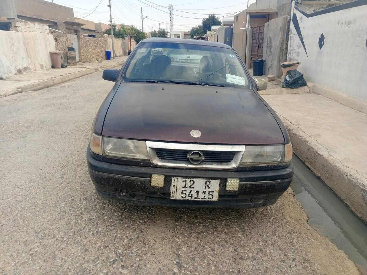 سيارة للبيع موديل 91 سنوية ل 2030 شرط التحويل أو الوكالة  سعر ٣٦ 
رقم الهاتف ***********
