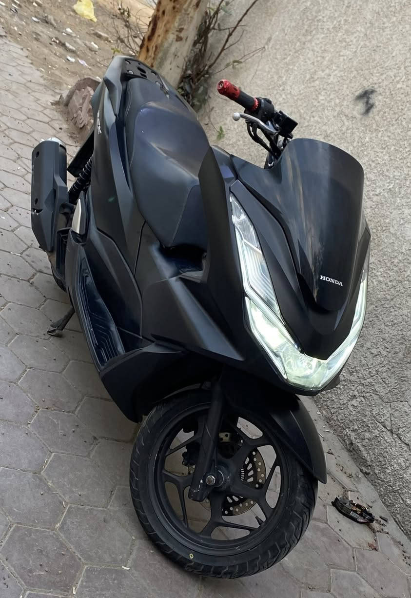 للبيع pcx جيل الرابع
وارد كوري كلش نظيفه
ومكفوله شرط ضمان
حساس أستان
حساس أزدحام
نضام ABC
بيها سستم سماعات السعر 14$
مكاني بغداد (مدينه الصدر)
الشراي يتصل ***********
