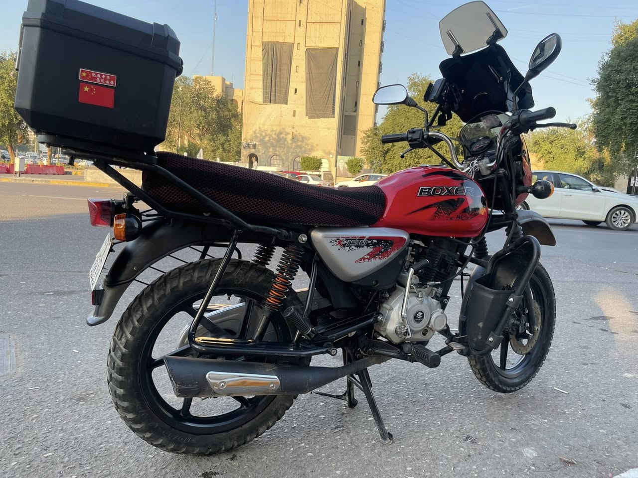 بوكسر جبلي ٢٠٢٣ مكفولة رقم بغداد هزة وسنوية جديد بـ اسمي تحويل ثاني يوم 
الدارجة ممشتغلة ديلفري مكينة بلادي ممفتوح 
مكاني شارع حيفا السعر ٢٦٥٠٠٠٠ الف
الاتصال ***********
