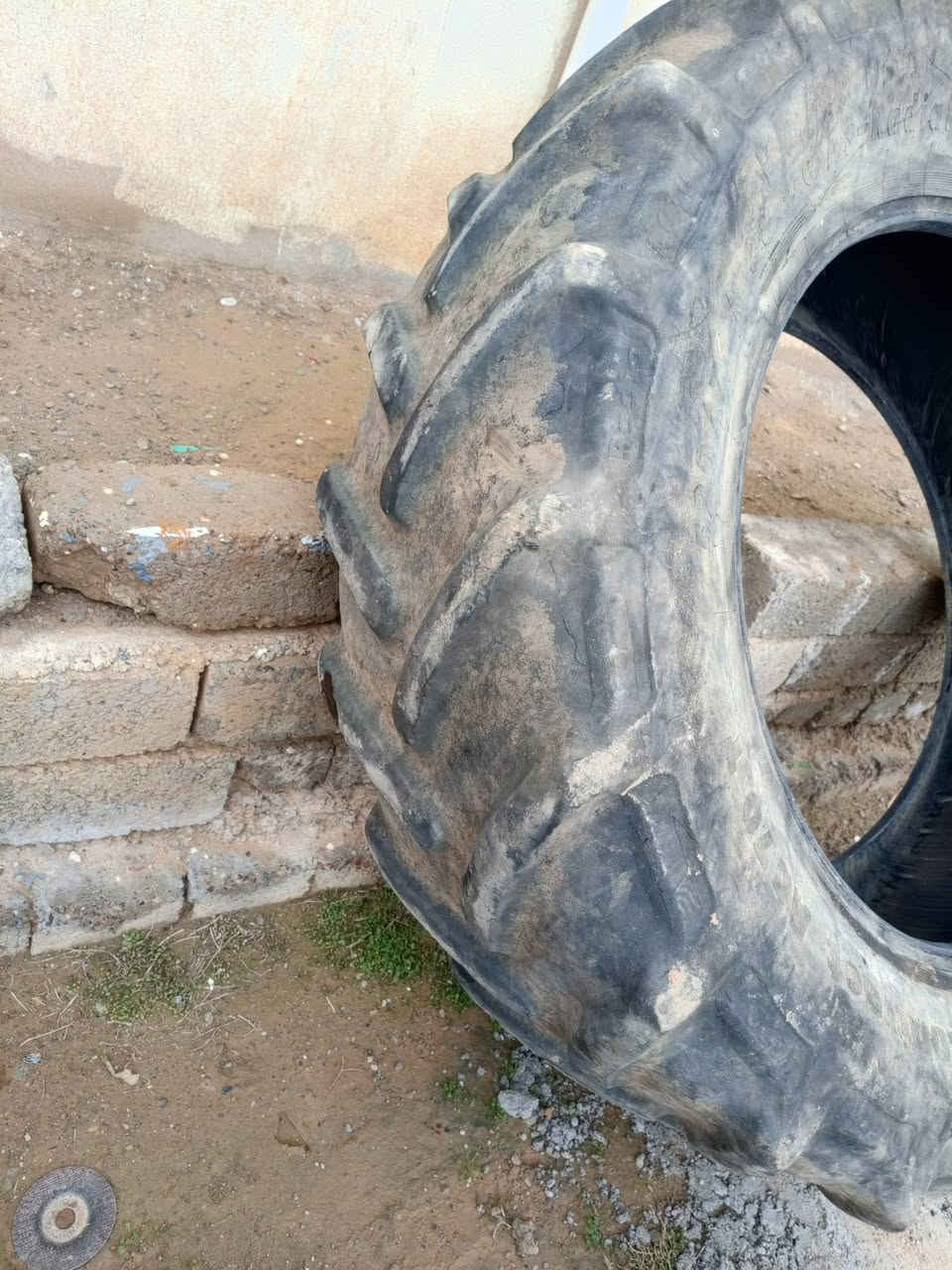 السلام عليكم
للبيع جوز تايرات حجم ٣٨ على ٢٠
نضاف ... العنوان الموصل القياره
الاستفسار اكثر الاتصال على 
***********
