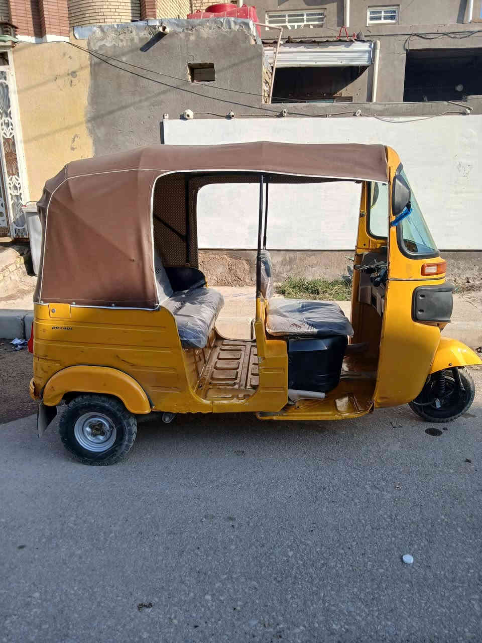 تكتك للبيع موديل ١٩ شهر ٨ أوراق كفاله للترقيم سعر ٥ ملاين وبيه مجال عنوان ميسان حي الحسن العسكري للاستفسار ***********
