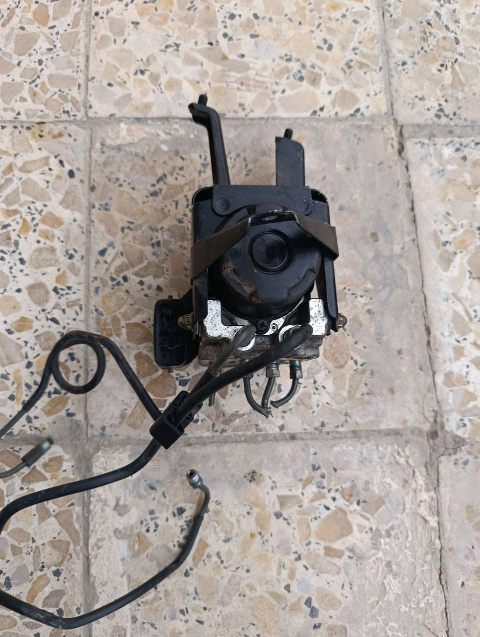 قواعد فيوزات وبريشر ويو بي اس وجويتر ملكه للبيع هاتف***********
