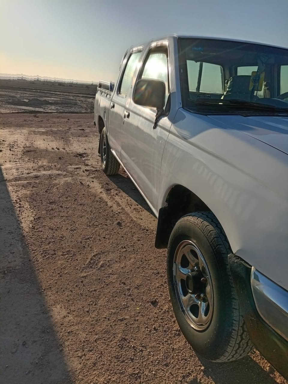 نيسان مديل 2000 مصبوغه عام مكفوله من الضربه ابيعه كومه حديد سنويه ال 29 تبريد تدفئه خير من الله كهربائيه كله شغاله السعر 68 وبيه مجال مكان الرميثه ***********
