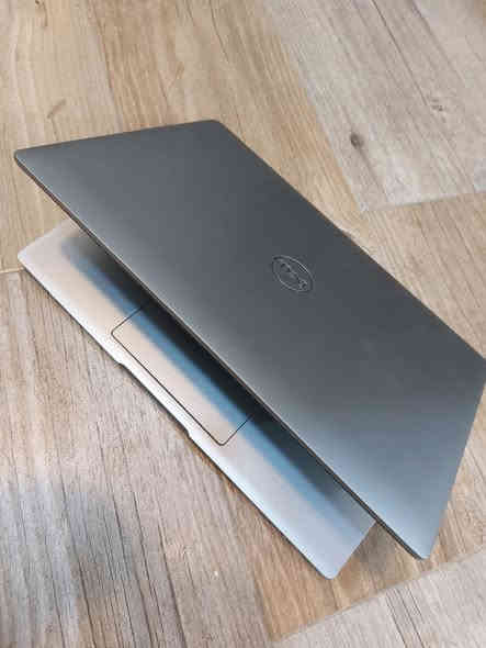 موديل مميز جداً – DELL 4511
Core i7 – الجيل الحادي عشر
لابتوب خفيف الوزن وسهل الحمل والتنقّل
السعر: 398 ألف دينار عراقي
مناسب للدراسة – البرامج المكتبية – الطباعة – التصفح
نظافة عالية جداً
للتواصل متاح – ويوجد أسعار خاصة للمكاتب
توصيل لجميع محافظات العراق
العنوان: بغداد – شارع الصناعة – مجمع الرياش – مكتب اليسر
━━━━━━━━━━━━━━

المواصفات:
✓ المعالج: Intel Core i7 – الجيل 11
✓ الرام: 16GB
✓ التخزين: SSD 256GB
✓ كارت شاشة: Intel 4GB داخلي
✓ الشاشة: 14” FHD
✓ المنافذ: HDMI + Type-C
✓ الشاحن: Type-C
✓ الكيبورد: عربي / إنكليزي

متوفر توصيل إلى جميع محافظات العراق 🚚 

0778 247 4644
