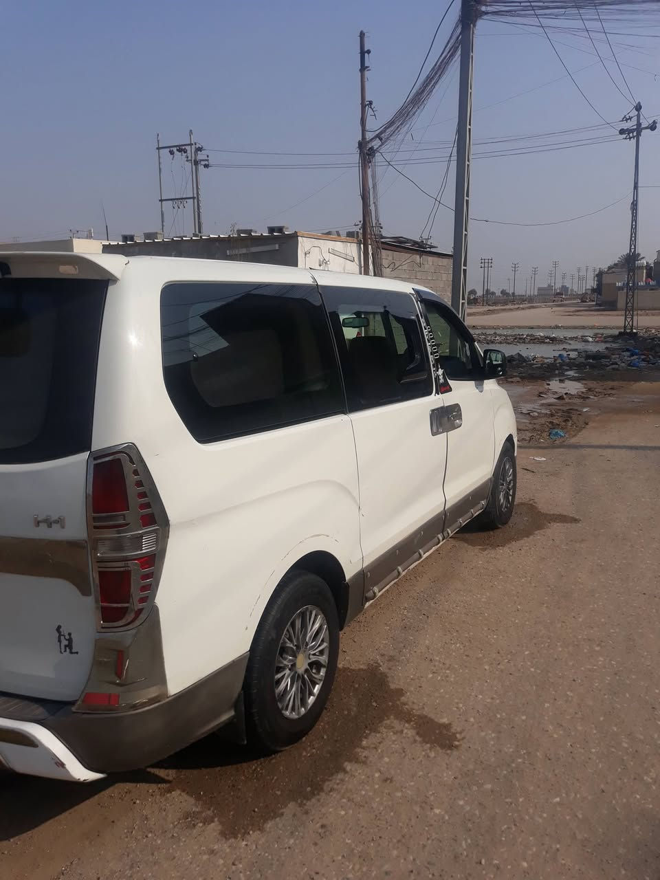 السلام عليكم  .....للبيع ستاركس م 2012 محوره مسكر  رقم المحافظة 19 سنويه ل31 مصفره هيئه وغرامات جاهزه مكينه وكير كلهه شغاله السياره بيهه ضربه جاملغ امامي السعر 155$ ...
***********
