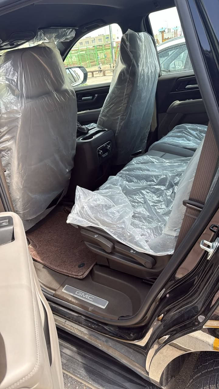 للبيع | جمس يوكن Elevation 2025
وارد وكالة المنصور
📍 رقم بغداد
10,000 كم
مكفولة عامه 
مواصفات: شاشة 16.8، Bose، CarPlay لاسلكي، شحن لاسلكي، 360
جلد فاخر + تبريد/تدفئة + 3 صفوف
رادار + مسار + نقطة عمياء + مثبت ذكي
هاتف ***********
💰 السعر: 62،500
