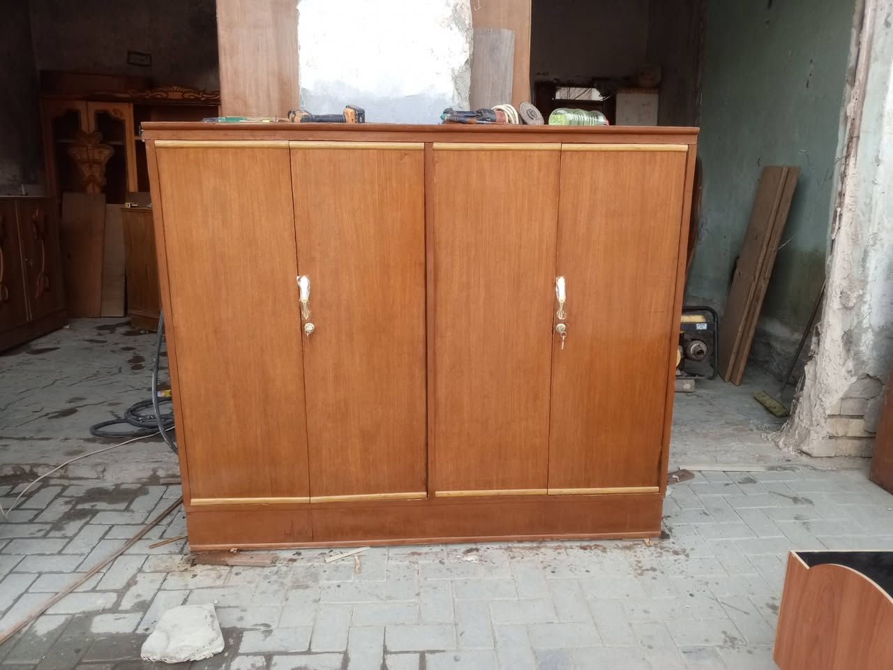 غراض للبيع الشراي يراسلني خاص عنواني رميثة ***********
