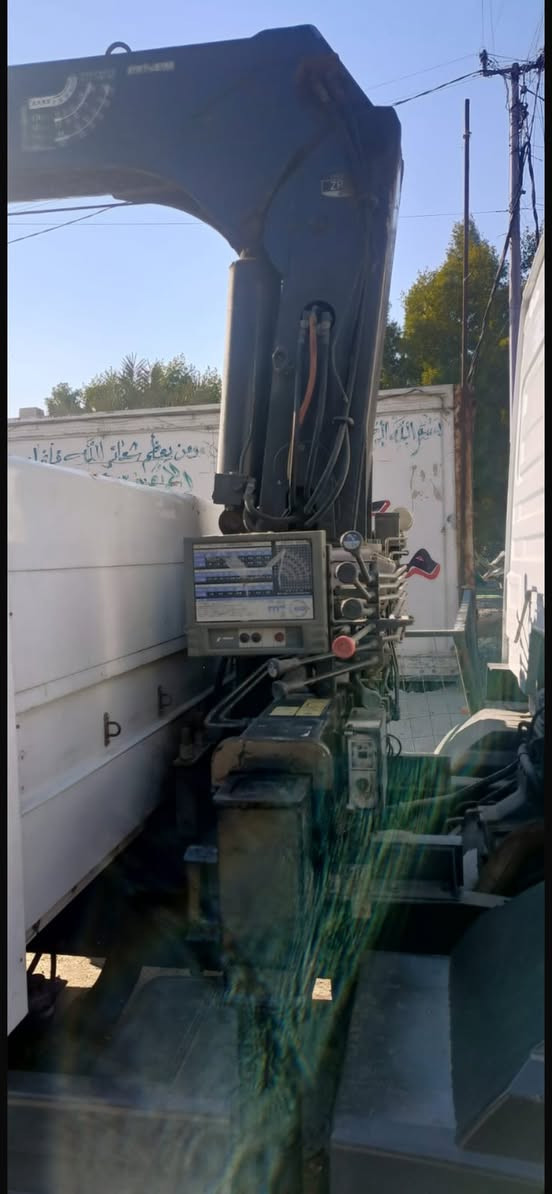 سلام عليكم كرين كاركو للبيع جهاز جديد وشغال 3طن و3سلايتات السعر 60 وبي مجال العنوان بغداد ***********
