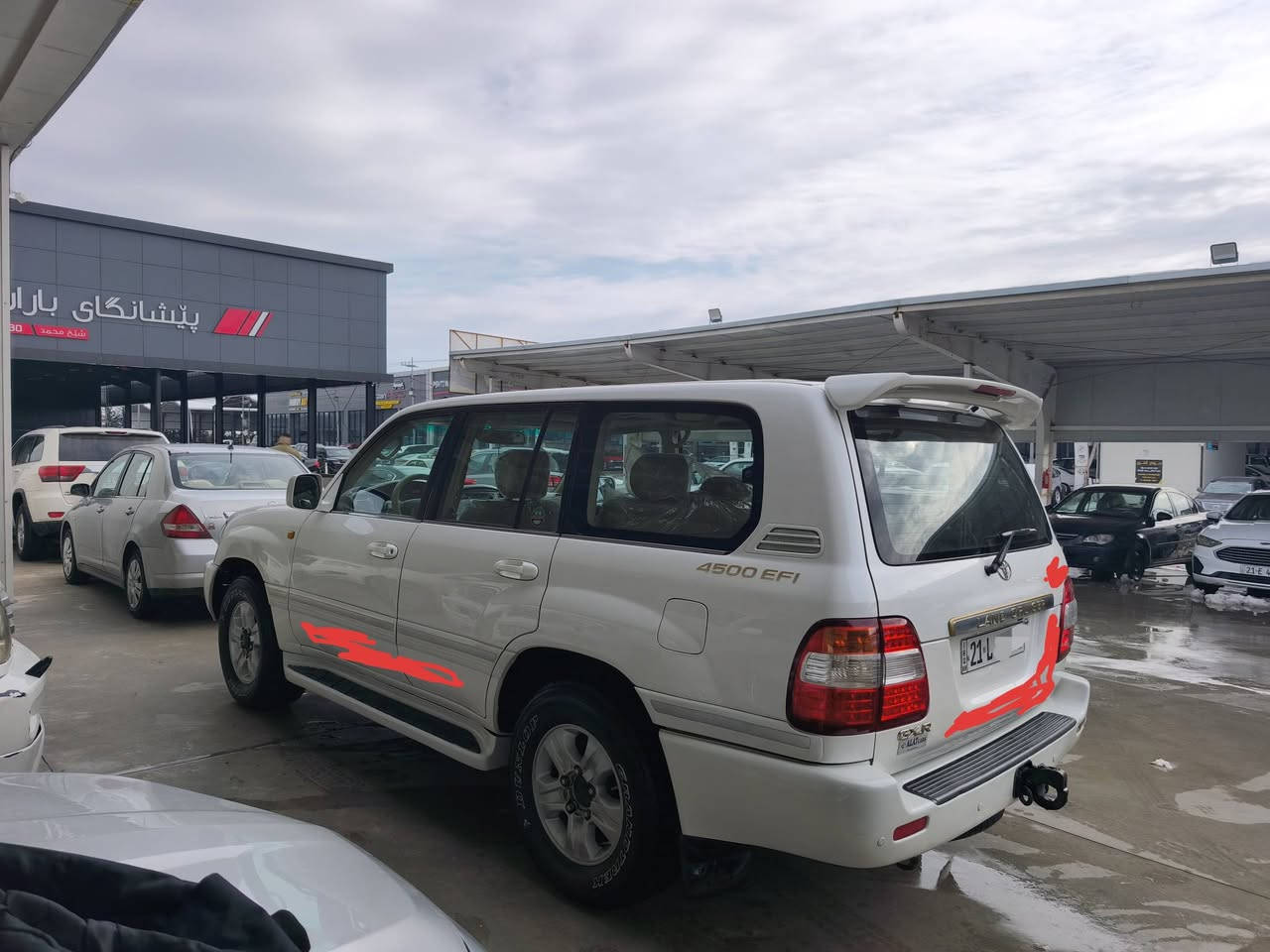 تۆیوتا لاند کروزر ٢٠٠٦ GXR
سێ پەڵە بۆیاخ  سپی صدف
سەنەوی تازە
گێرو مەکینە بەشەرت
سعر ٢٢٠ مجال
***********
