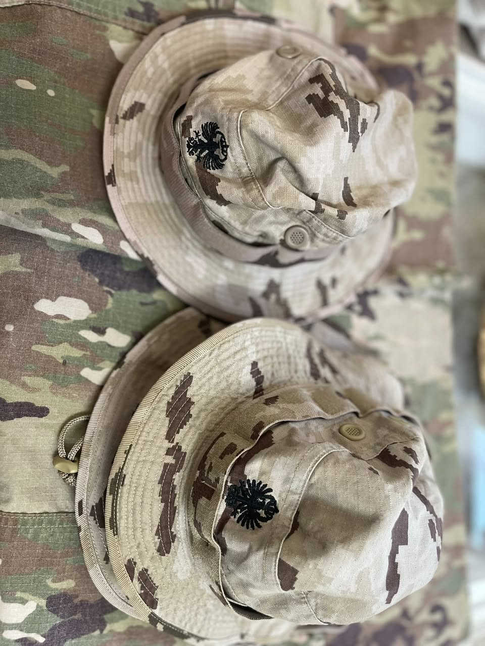 سلامً عليكم شفقات بهاذ الشكل قريبه علا زي الجيش


**إذا كنت صاحب هذا الإعلان وتريد حذفه لأي سبب، رجاءا أرسل رسالة إلى الدعم الفني**